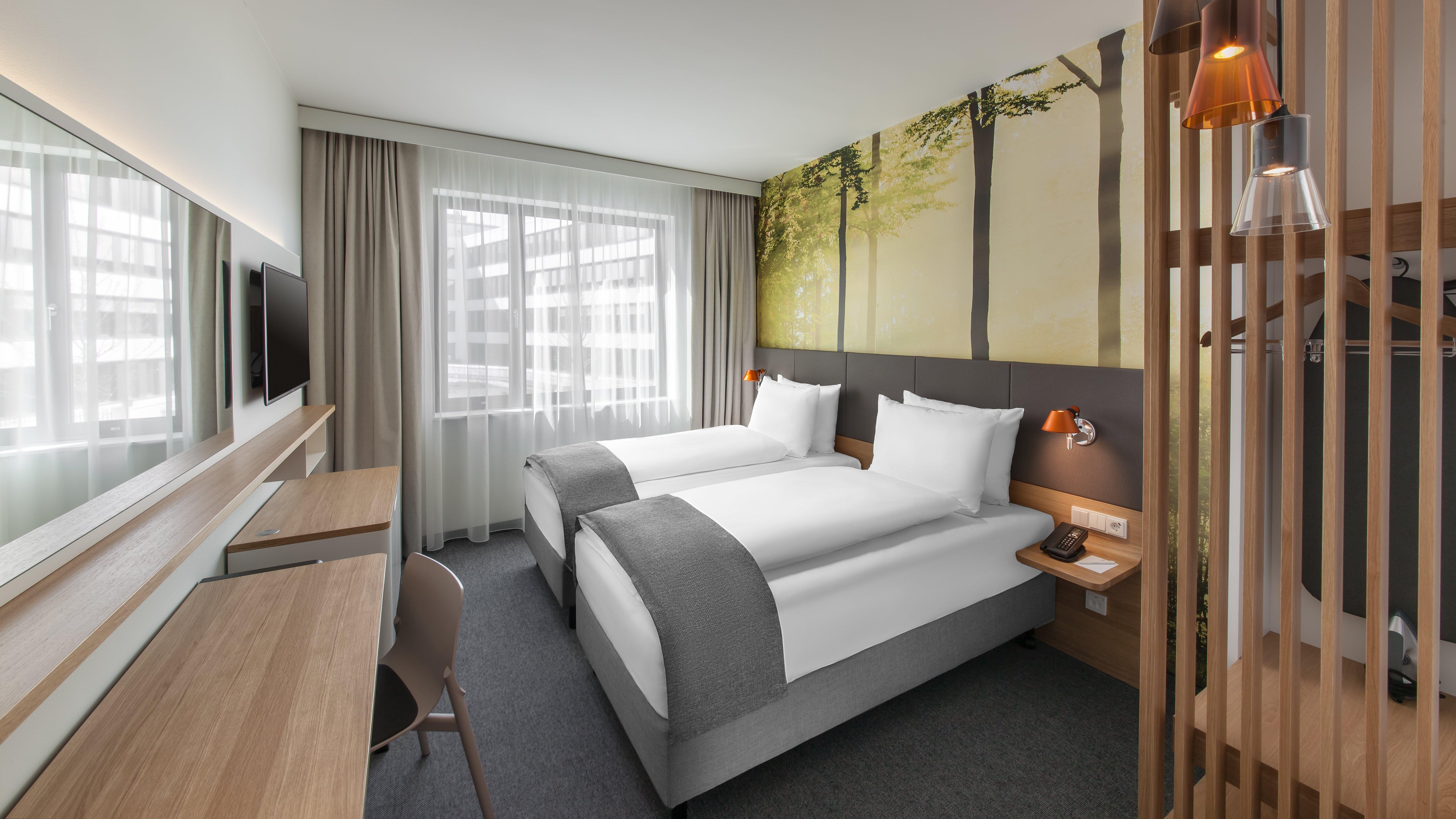 Hotel - Leuchtenbergring By Ihg 4*
